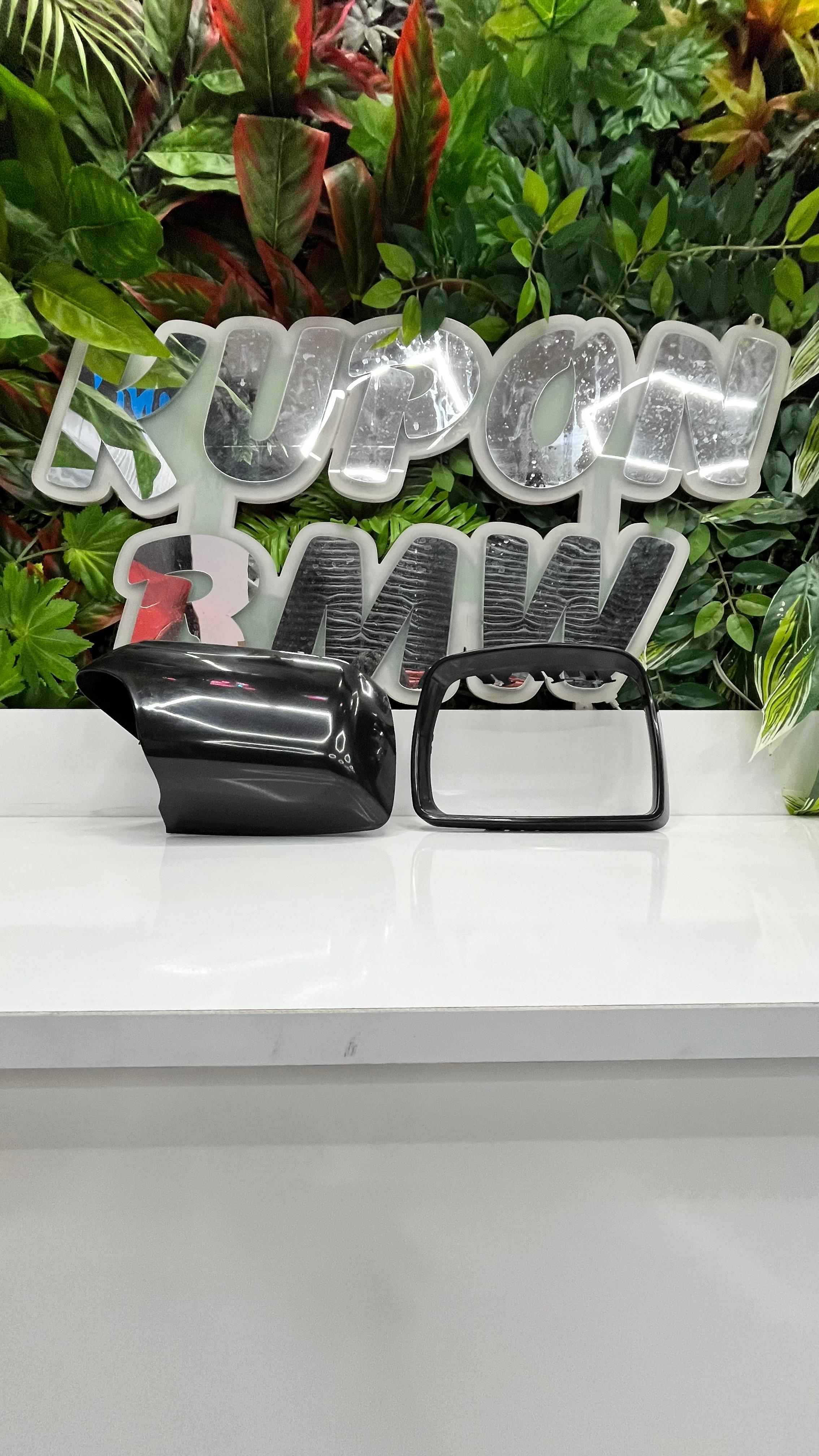 BMW X5 AYNA KAPAK VE ÇERÇEVESİ